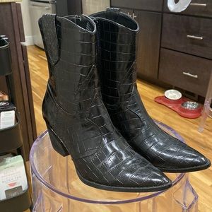 Coconut by Matisse Boots